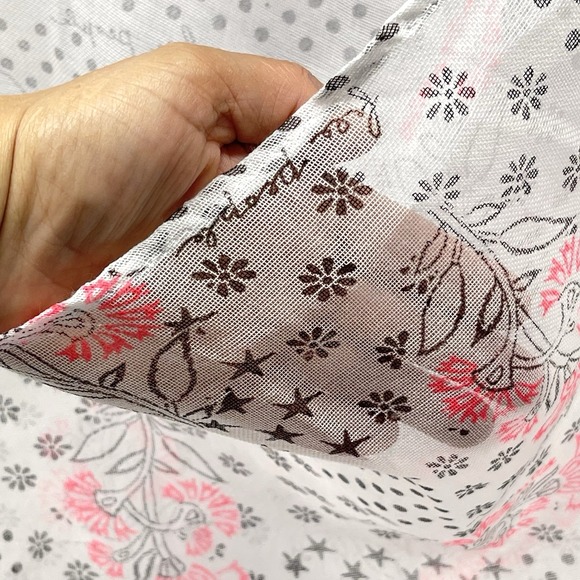 Free People Reusable Shopping Tote Mesh Bag XL Boho Pink Floral Lightweight - Picture 4 of 8